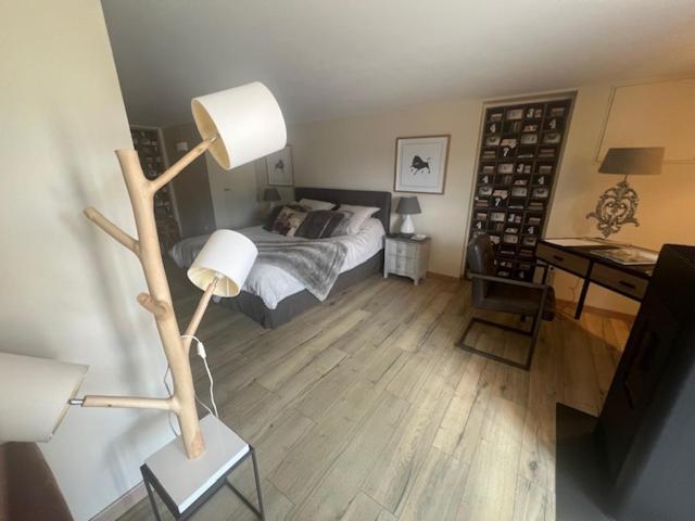 Agreable Chambre D Hote Avec Piscine Et Jacuzzi Thegra Экстерьер фото